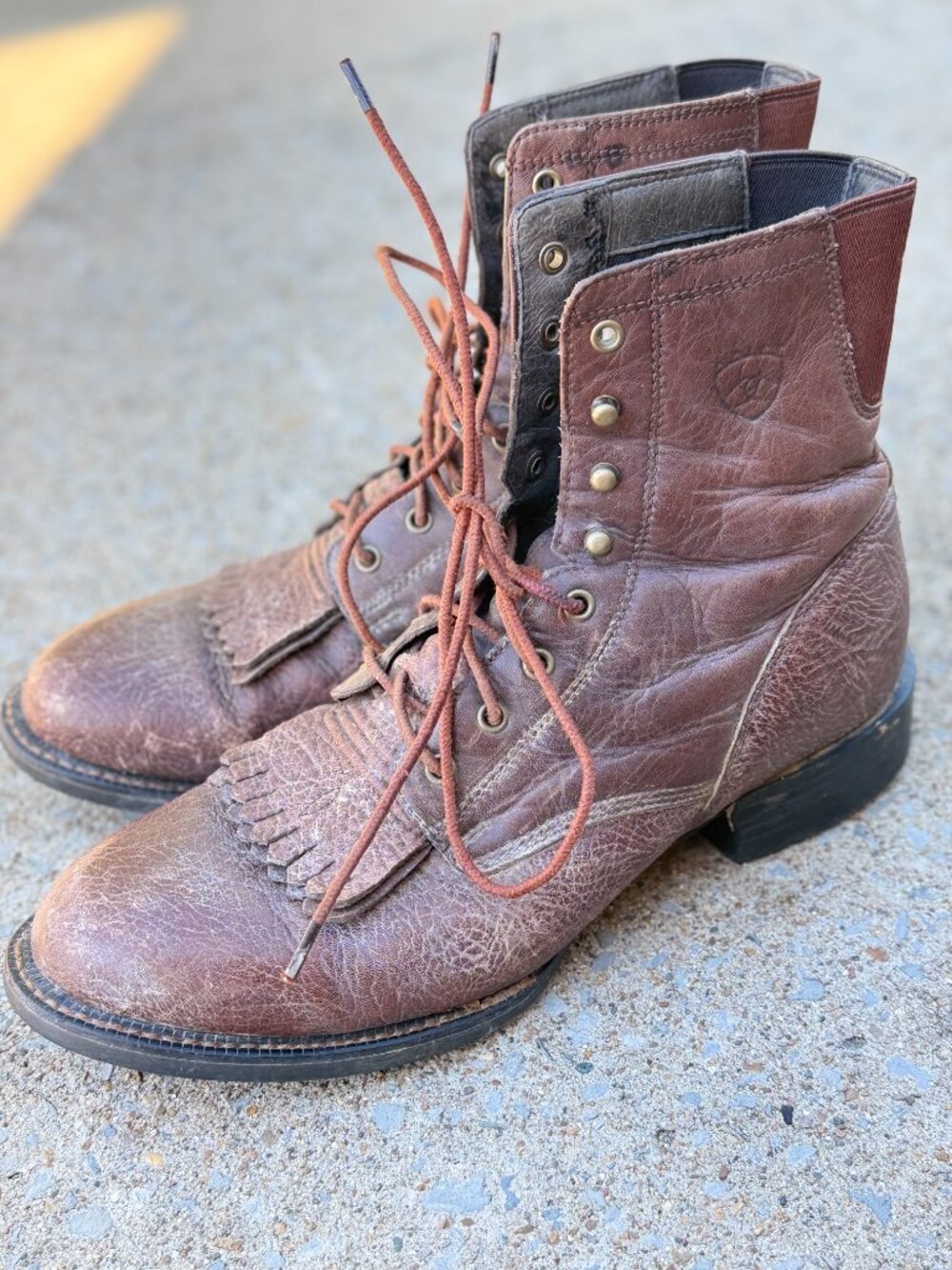 Ariat Mens 9.5 Brown Leather Kiltie Lace Up Boots Western Cowboy Y2K Rodeo 4380